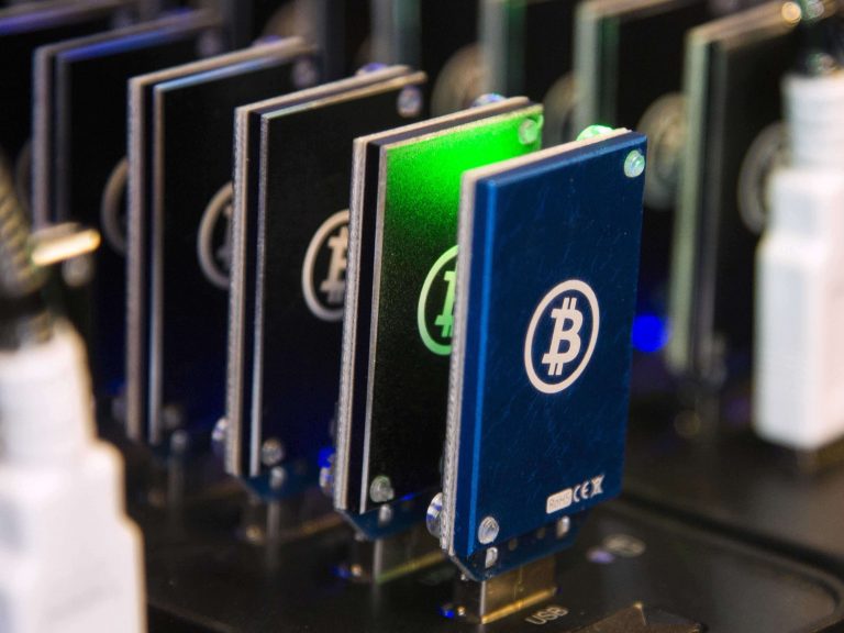 minar bitcoins
